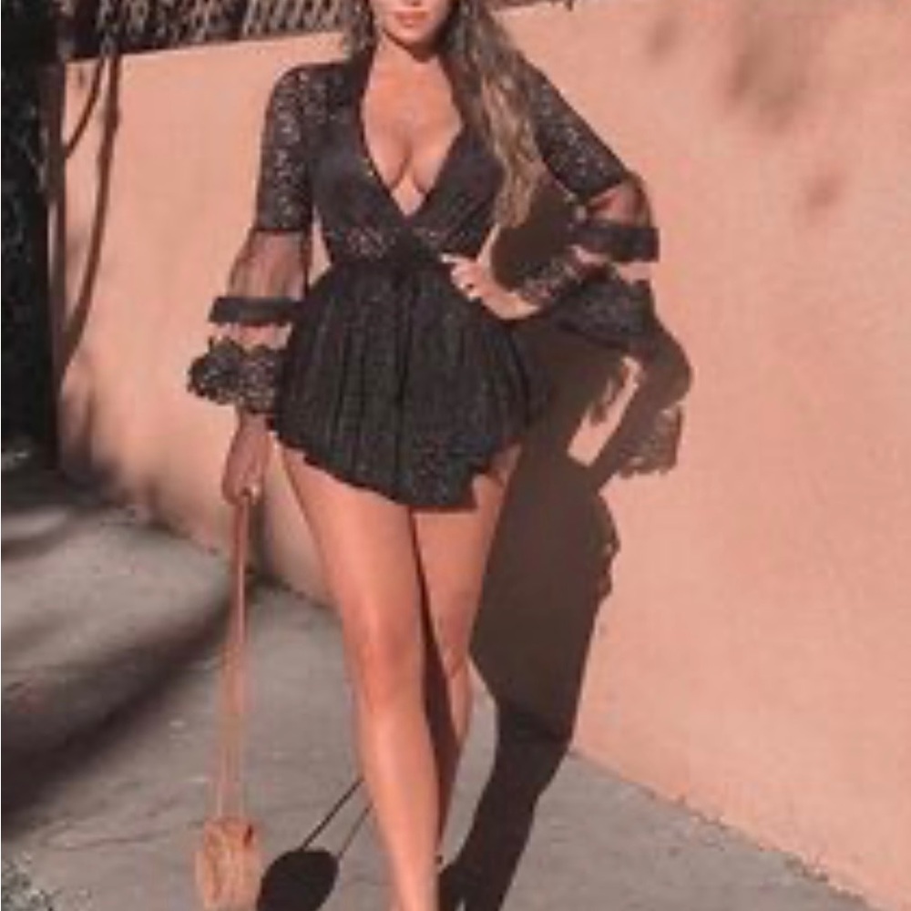 Lace romper - Picture 10 of 10